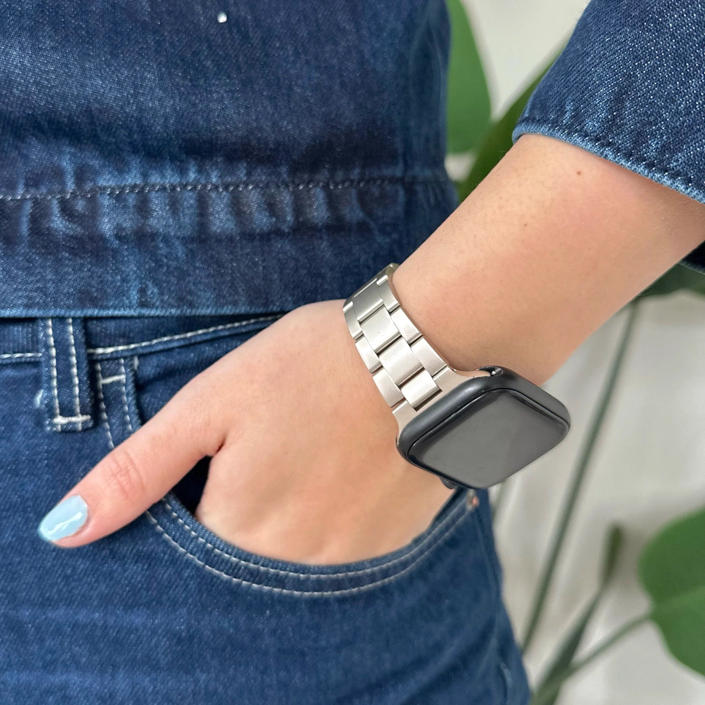 xoxo Wildhearts Bracelet acier fin Apple Watch (lumière stellaire)