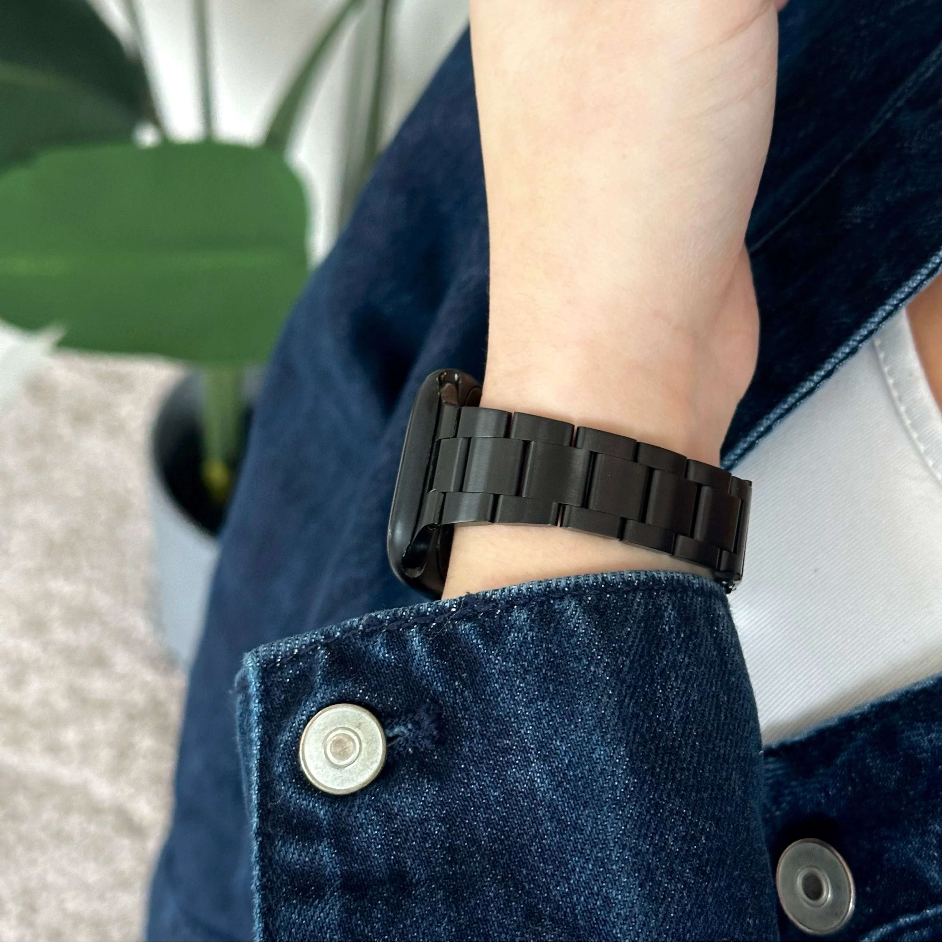 xoxo Wildhearts Bracelet acier fin Apple Watch (noir)