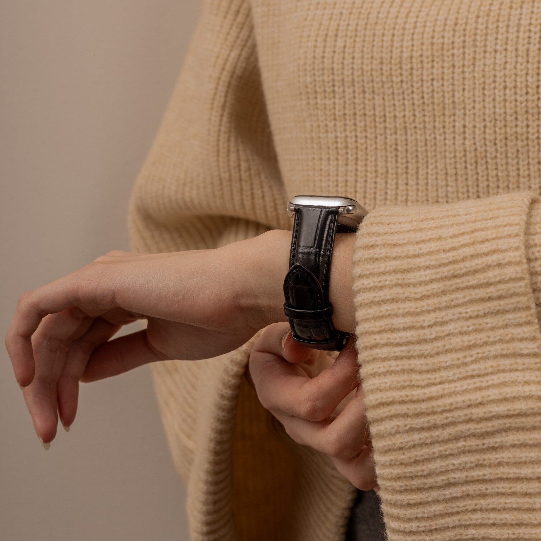 Apple Watch Leather Strap Crocodile Grain (Black)