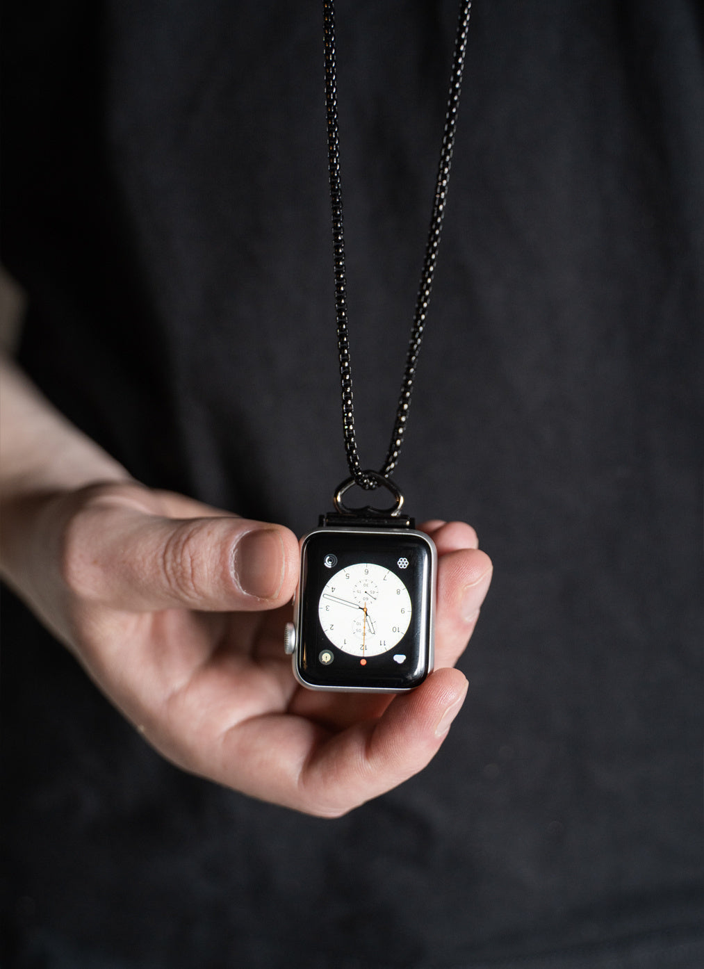 apple-watch-ketting-zwart-3