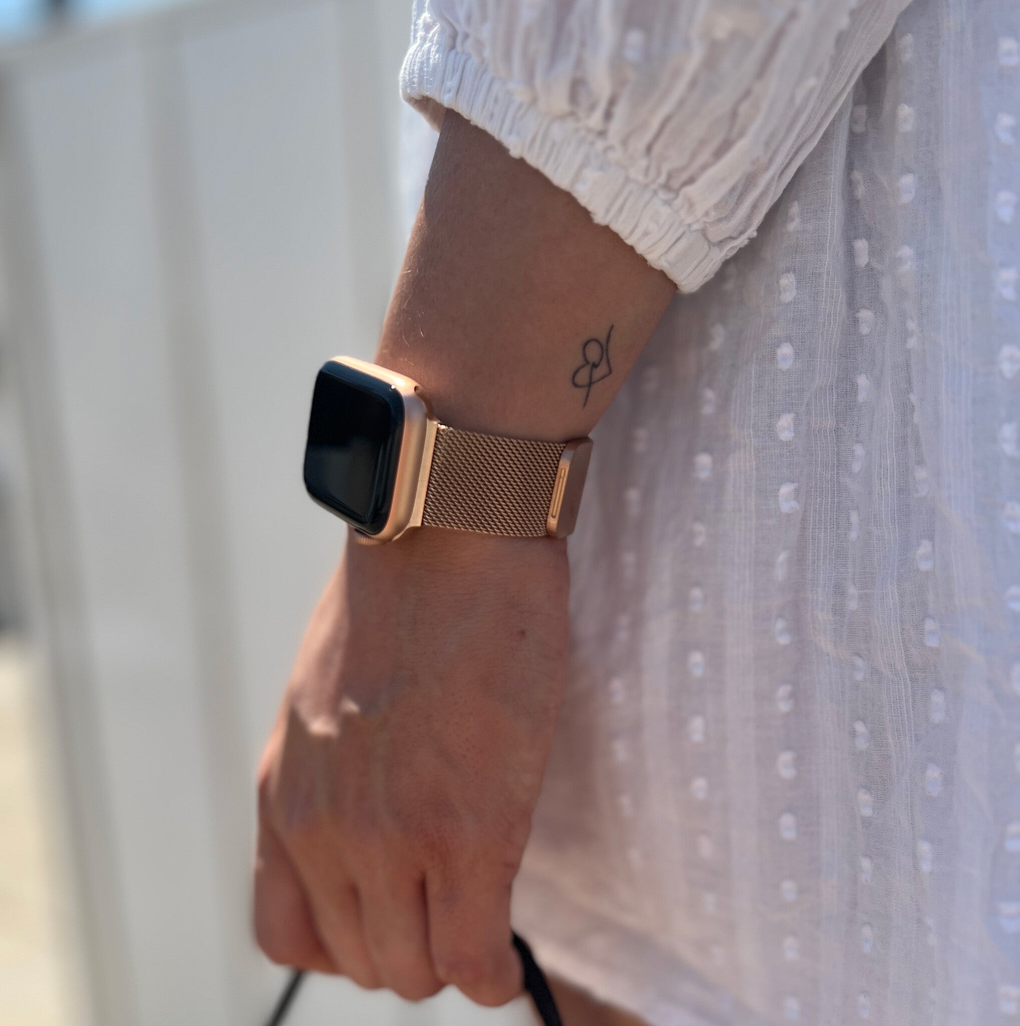 apple watch milanese rose gold