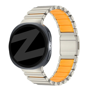 Bandz Samsung Galaxy Watch 8 - 44mm Titanarmband 'Hybrid' (Titan/Orange)