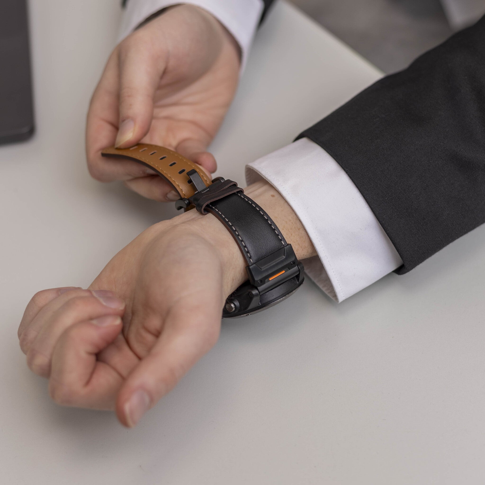 Garmin Instinct E - 45mm Genuine Leather Strap (Black)