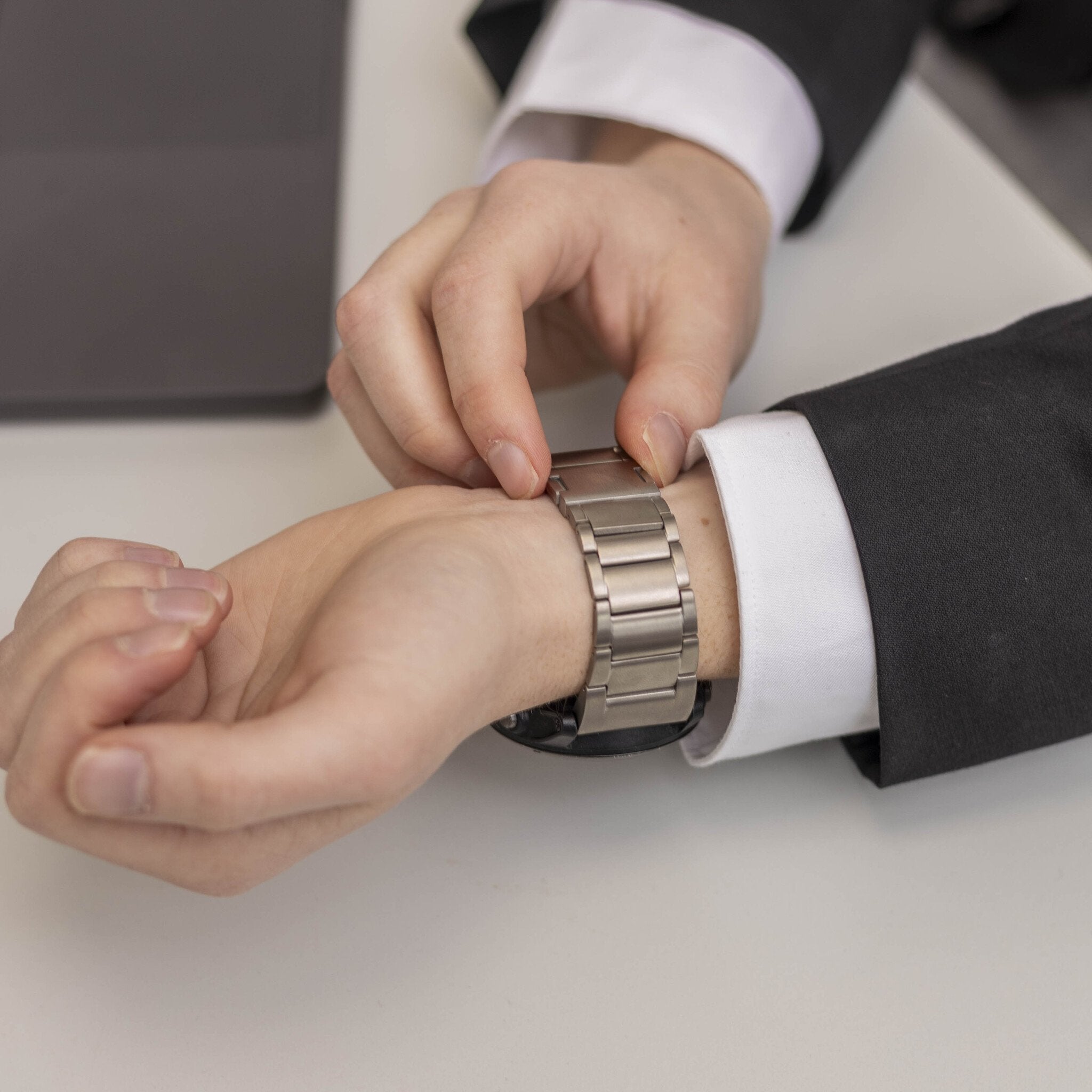 Garmin Descent MK2(i) Magnetic Titanium Strap (Silver)