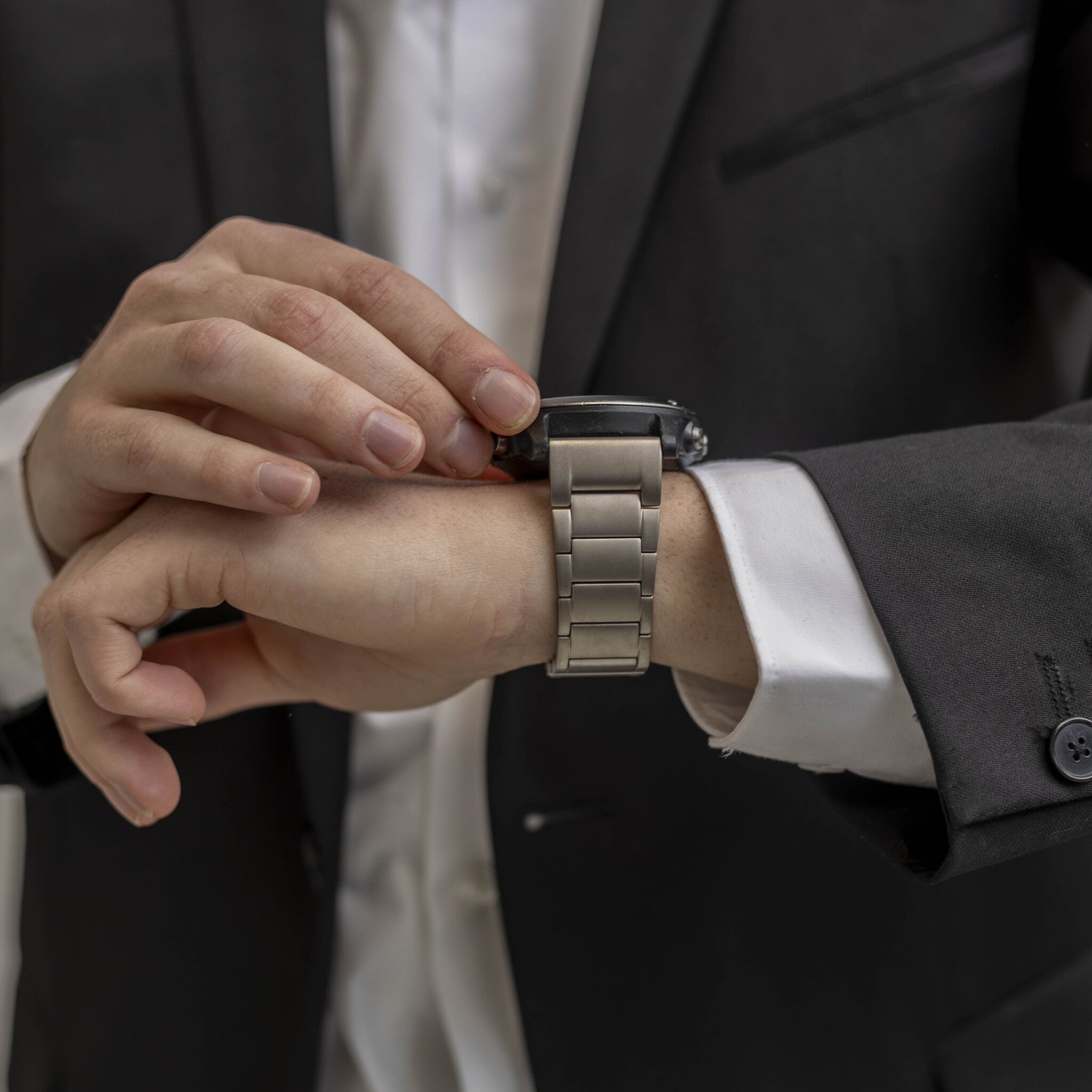 Correa titanio magnético Garmin Fenix E (titanio)