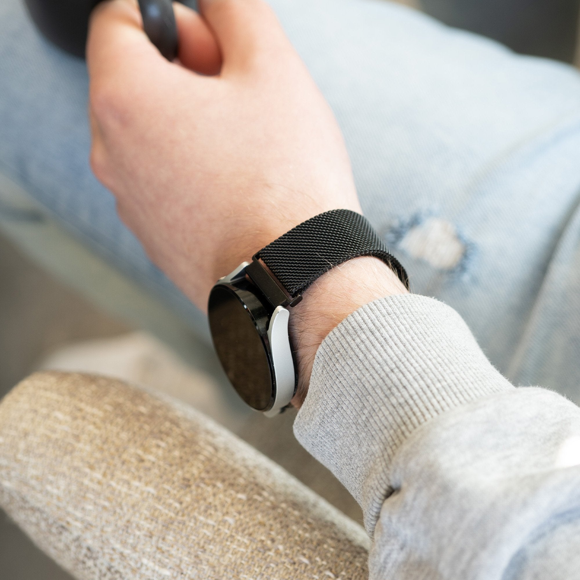 Coros Apex 46mm Milanese Strap (Black)