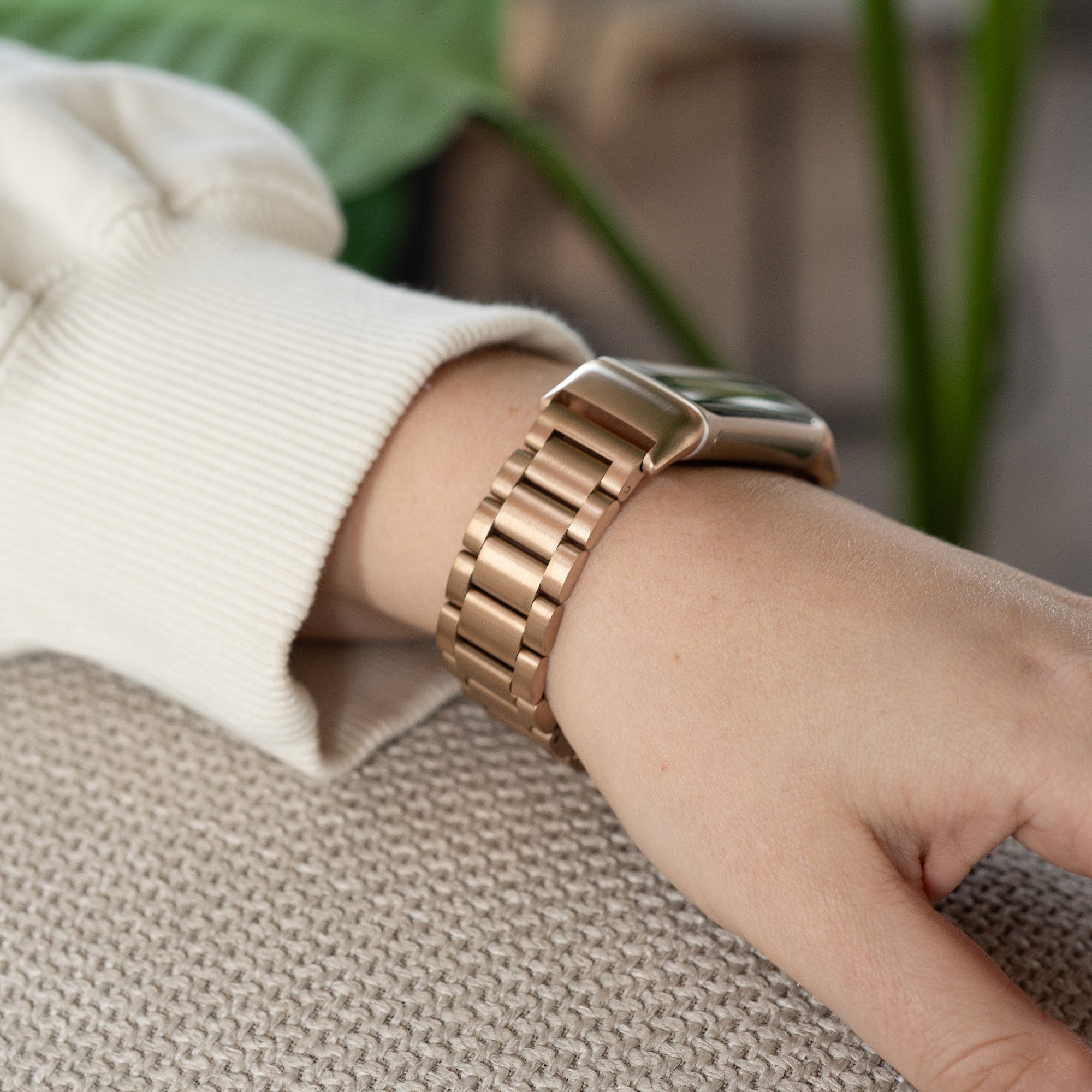 Fitbit Charge 5 Metallarmband (Roségold)