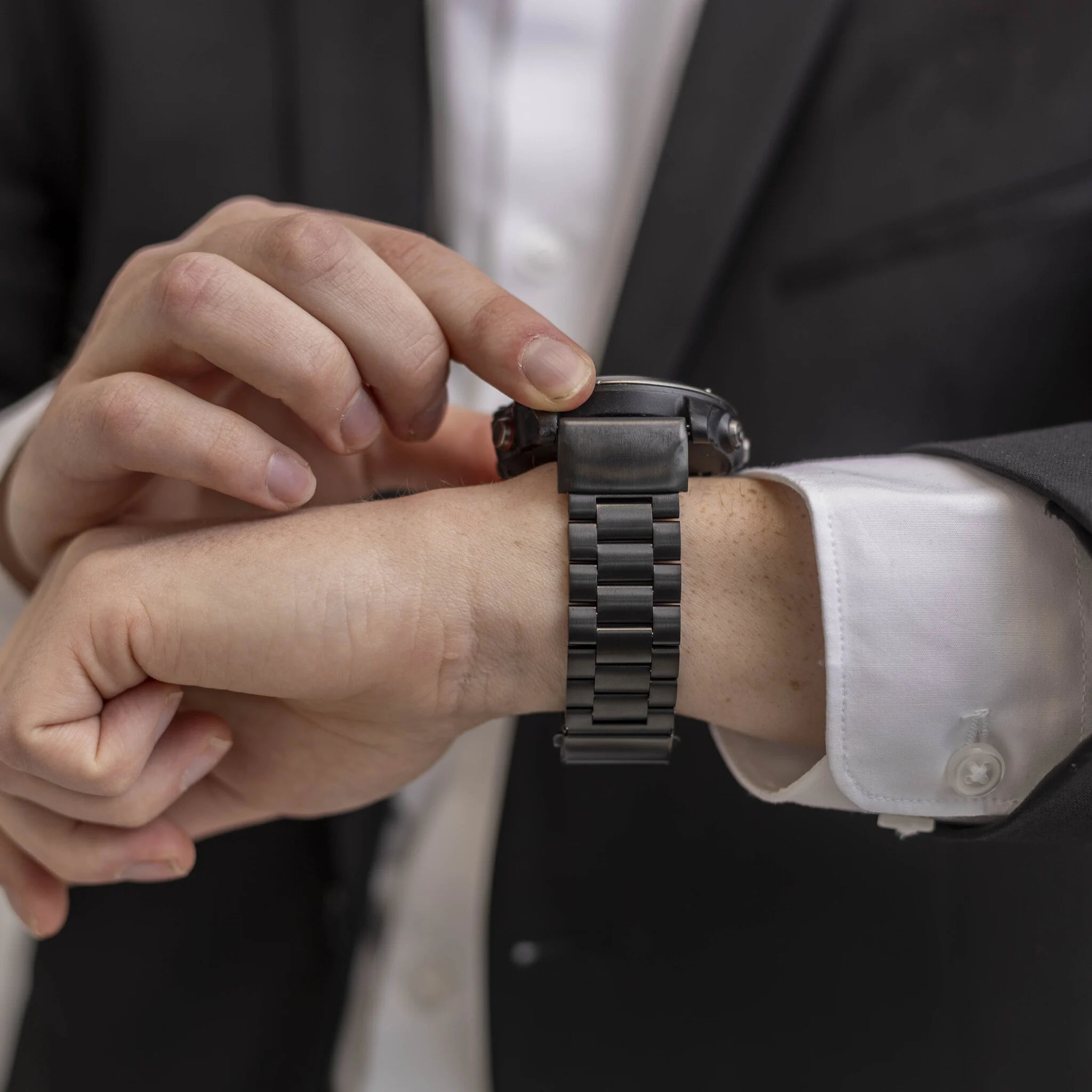 Garmin Instinct Stahlarmband (Schwarz)