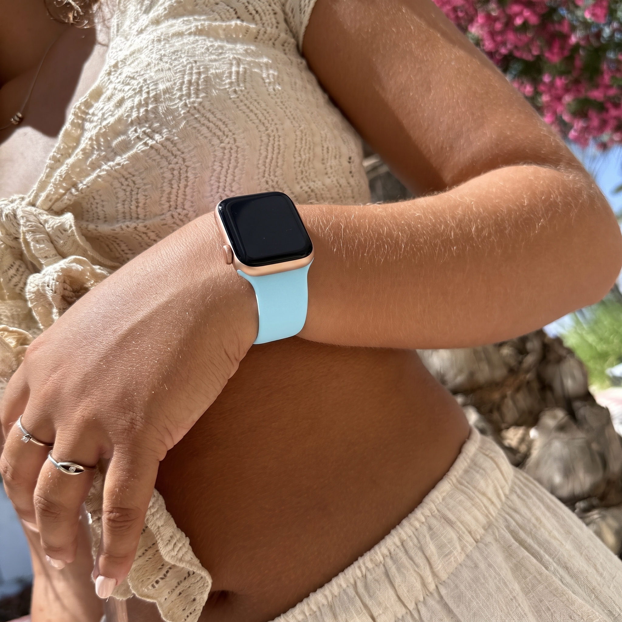 xoxo Wildhearts Apple Watch Silikonarmband (Hellblau)