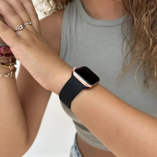 xoxo Wildhearts Apple Watch Silicone Strap (Black)